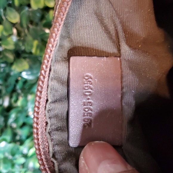 Gucci GG Canvas Cosmetic Case - Picture 6 of 7